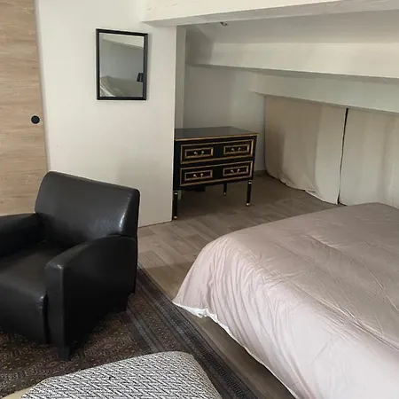 Independante Bed & Breakfast